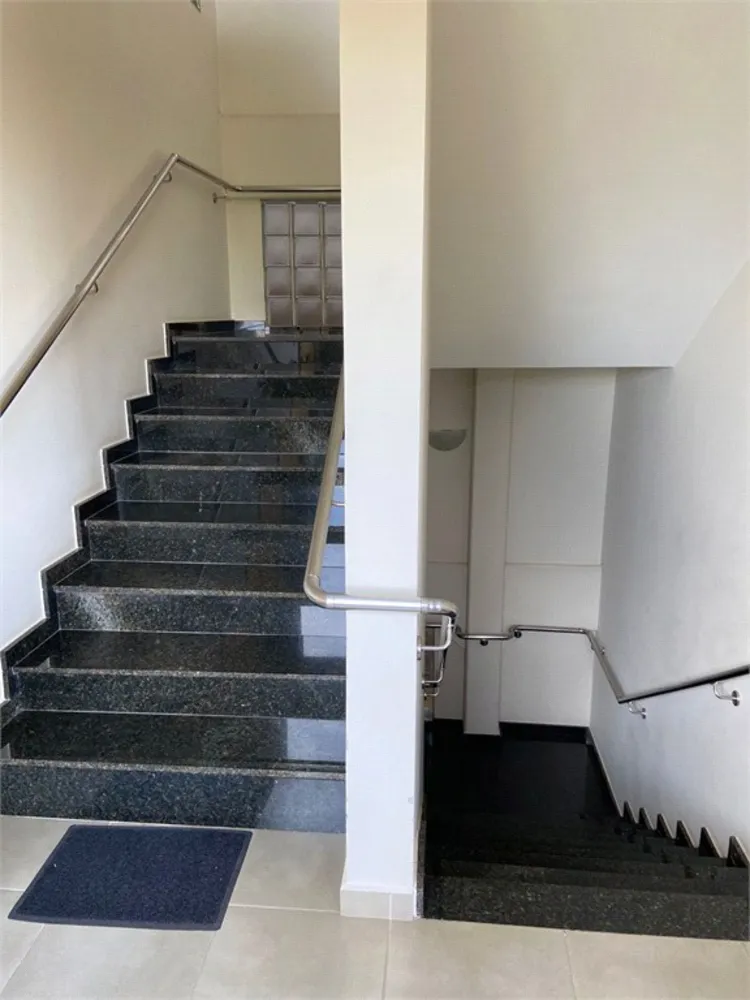 Depósito-Galpão, 1000 m² - Foto 1