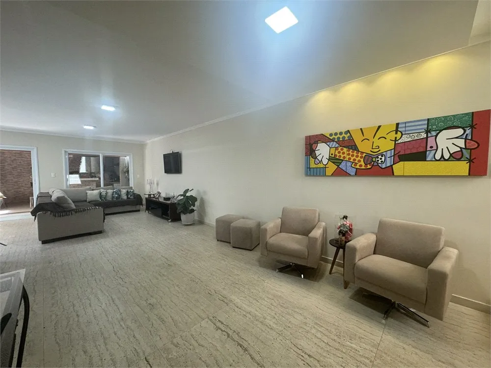 Casa, 3 quartos, 161 m² - Foto 2