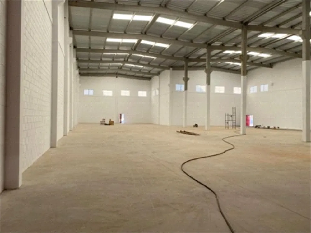 Depósito-Galpão, 5000 m² - Foto 1