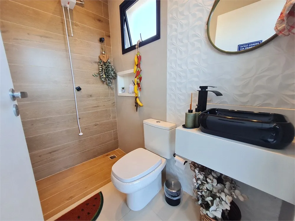 Casa, 3 quartos, 315 m² - Foto 1