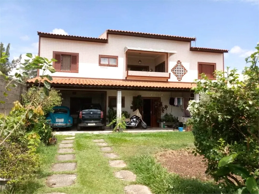 Casa, 3 quartos, 230 m² - Foto 1