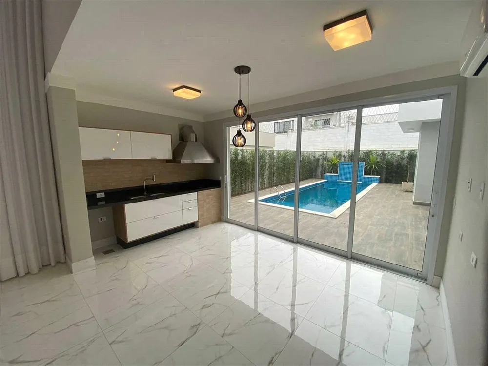 Casa, 4 quartos, 265 m² - Foto 4