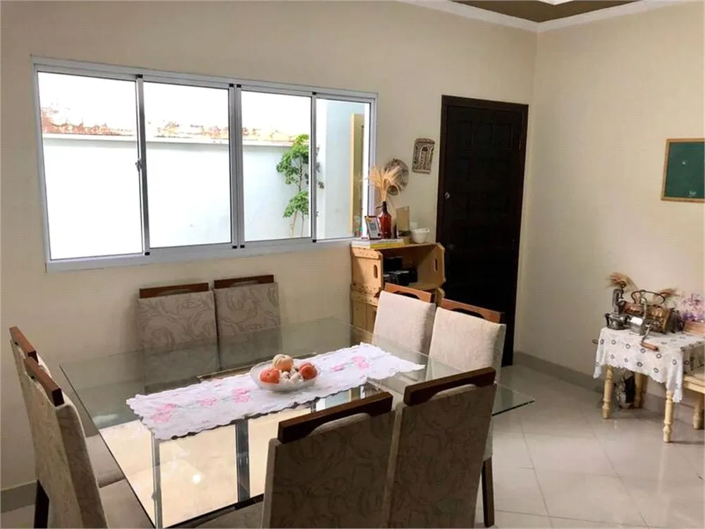 Casa, 3 quartos, 226 m² - Foto 3