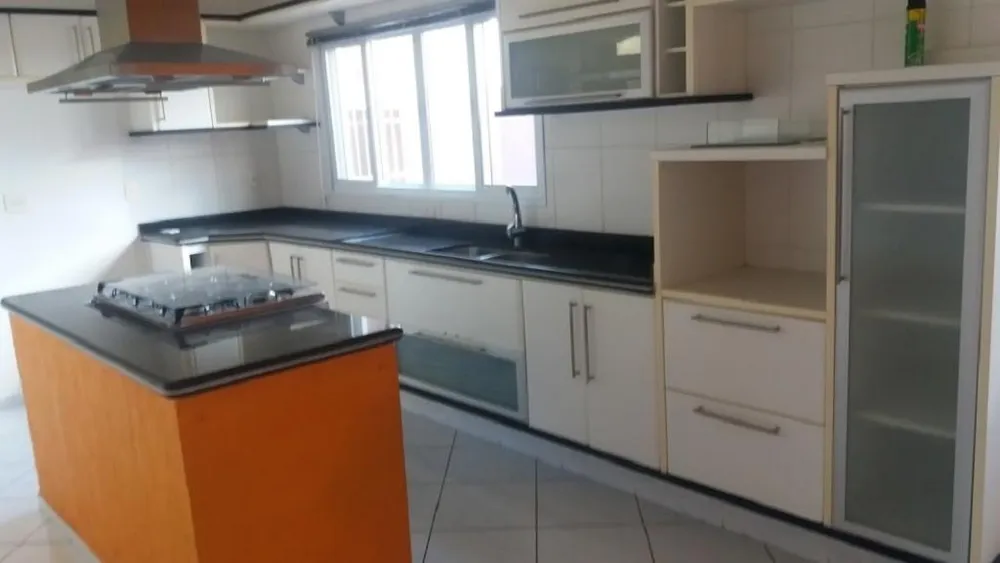 Casa, 3 quartos, 300 m² - Foto 3