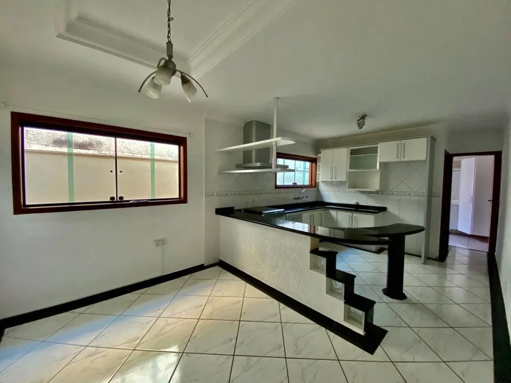 Casa, 4 quartos, 393 m² - Foto 2