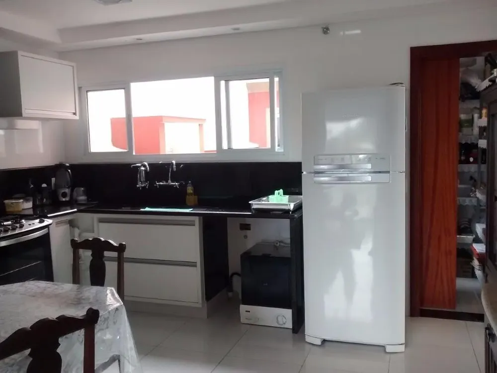 Casa, 3 quartos, 280 m² - Foto 8