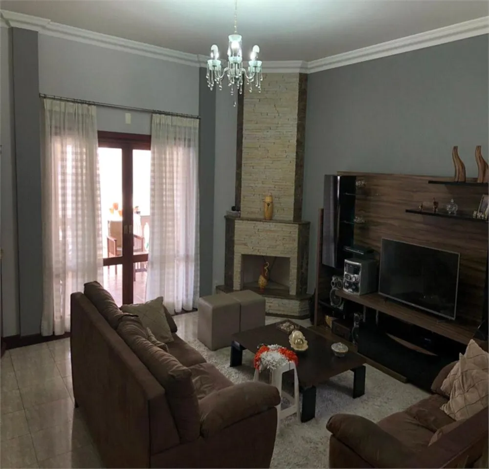 Casa, 3 quartos, 380 m² - Foto 1