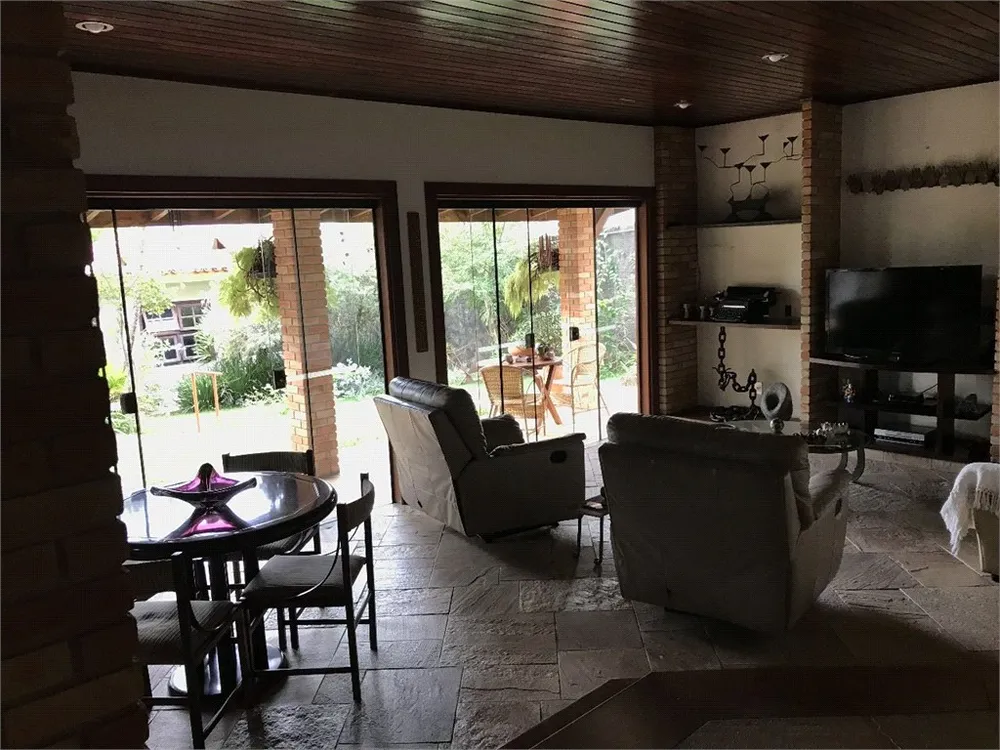 Casa, 3 quartos, 380 m² - Foto 1