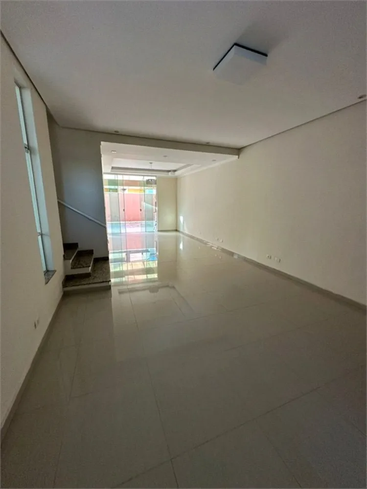 Casa, 4 quartos, 156 m² - Foto 2