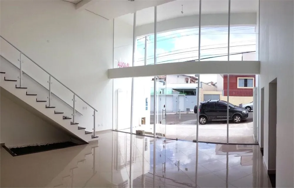 Sala-Conjunto, 190 m² - Foto 1