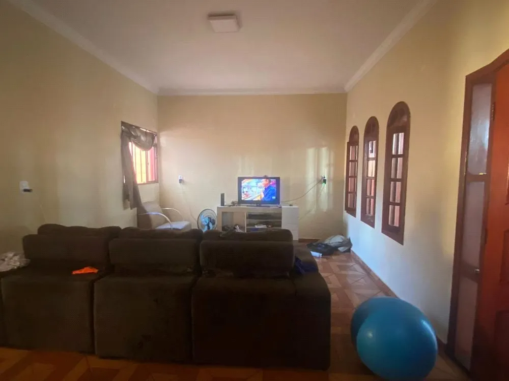 Casa, 5 quartos, 292 m² - Foto 2
