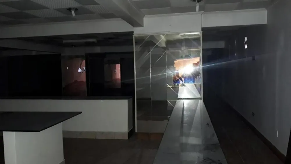 Sala-Conjunto, 357 m² - Foto 1