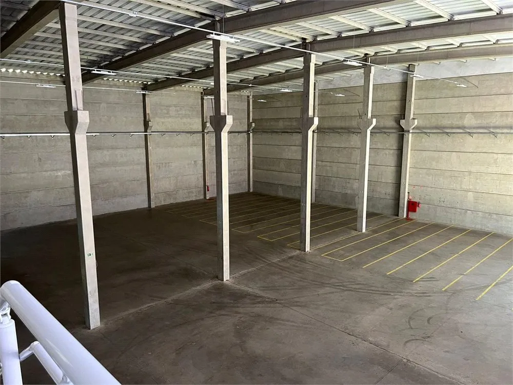 Depósito-Galpão, 2082 m² - Foto 2