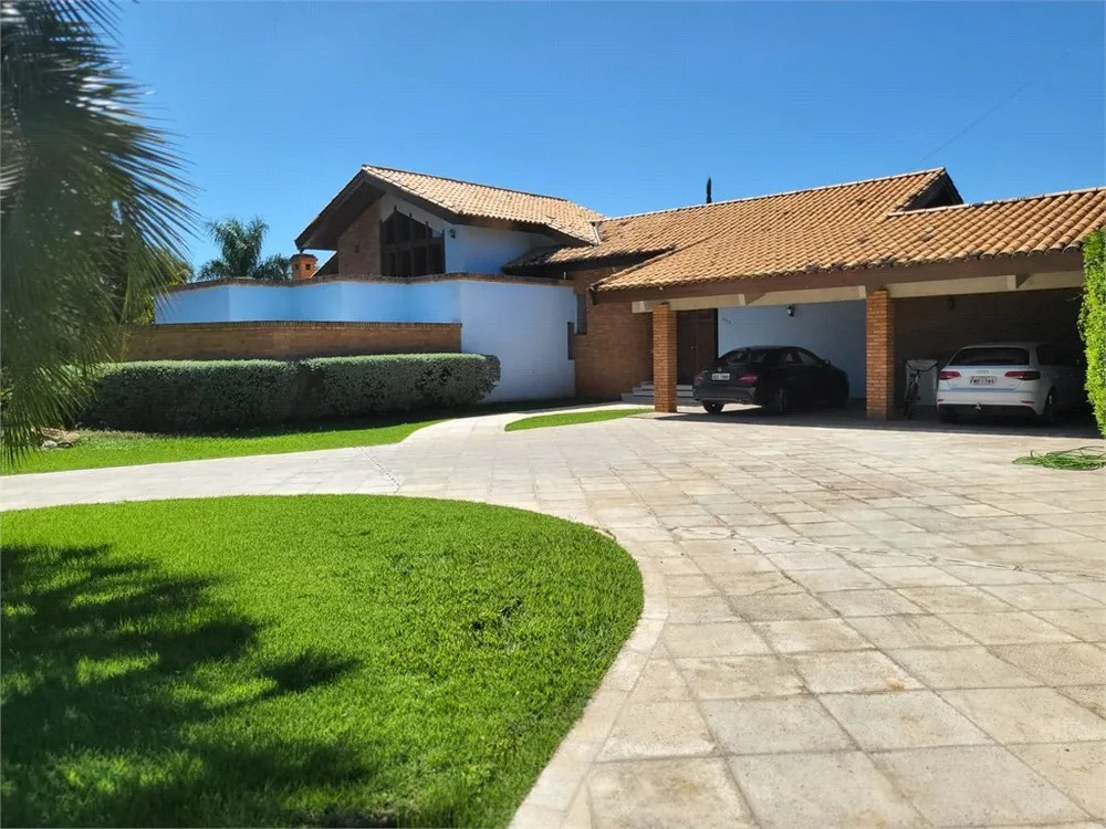 Casa, 3 quartos, 244 m² - Foto 2