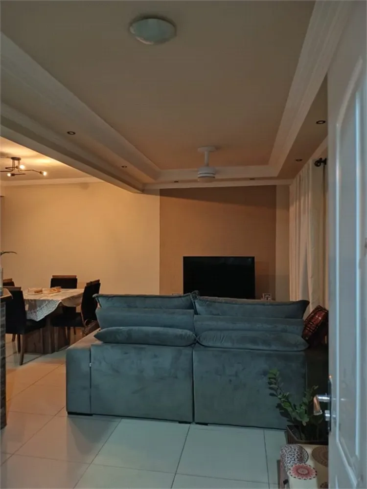 Casa, 3 quartos, 219 m² - Foto 12