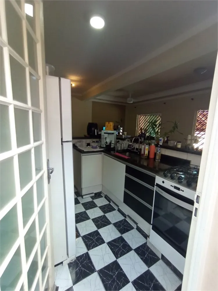 Casa, 3 quartos, 219 m² - Foto 6