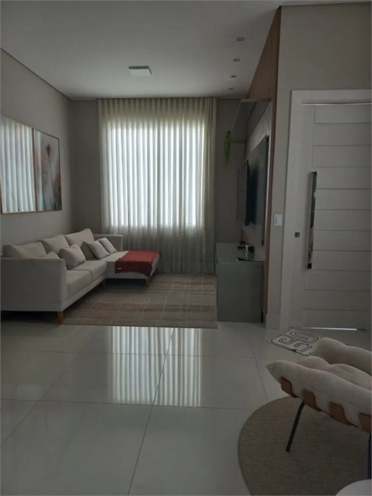 Casa, 3 quartos, 220 m² - Foto 4