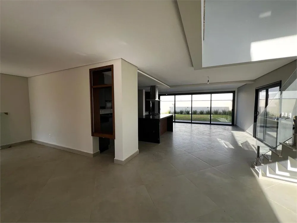 Casa, 3 quartos, 211 m² - Foto 3