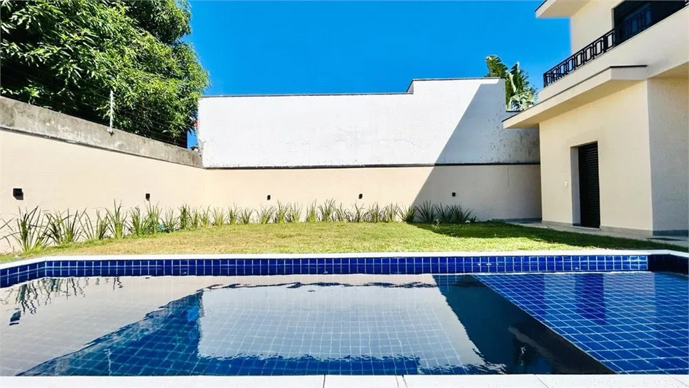 Casa, 4 quartos, 225 m² - Foto 2