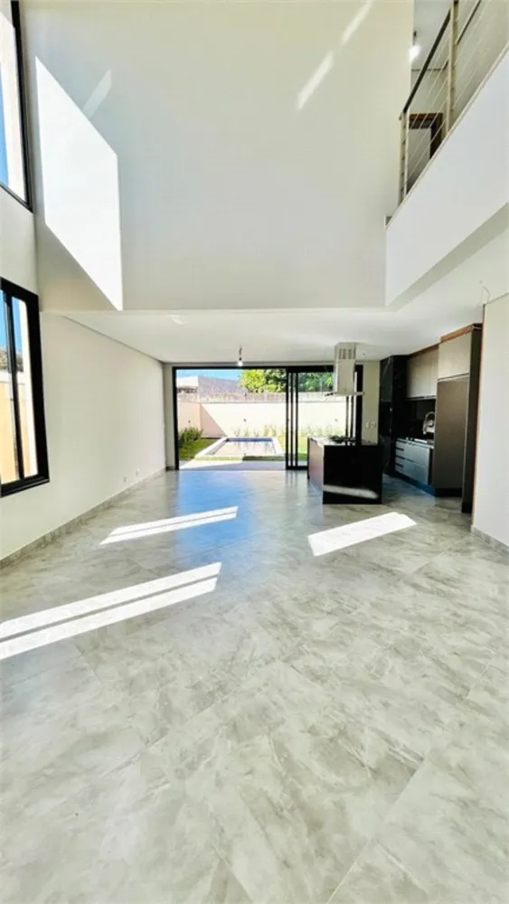 Casa, 4 quartos, 225 m² - Foto 8