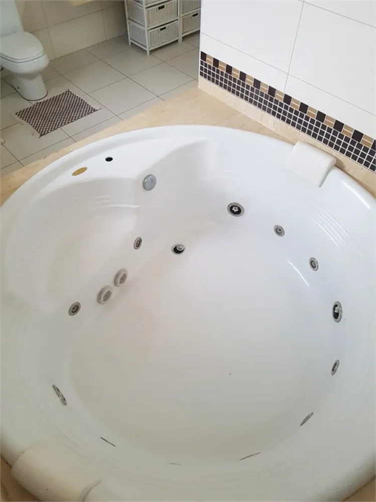 Casa, 4 quartos, 299 m² - Foto 1