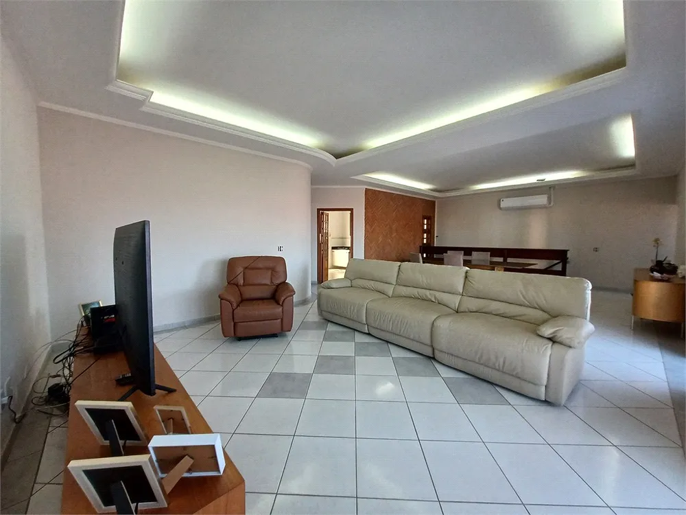 Casa, 3 quartos, 196 m² - Foto 6