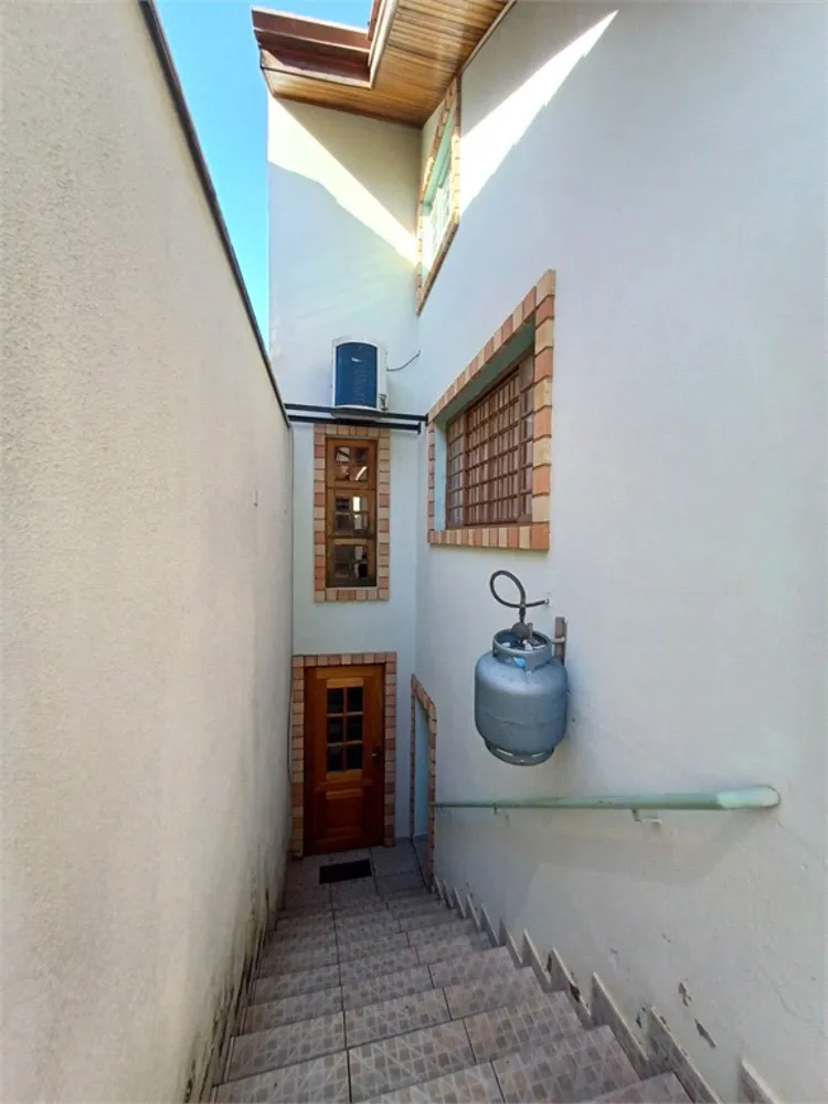 Casa, 3 quartos, 196 m² - Foto 1