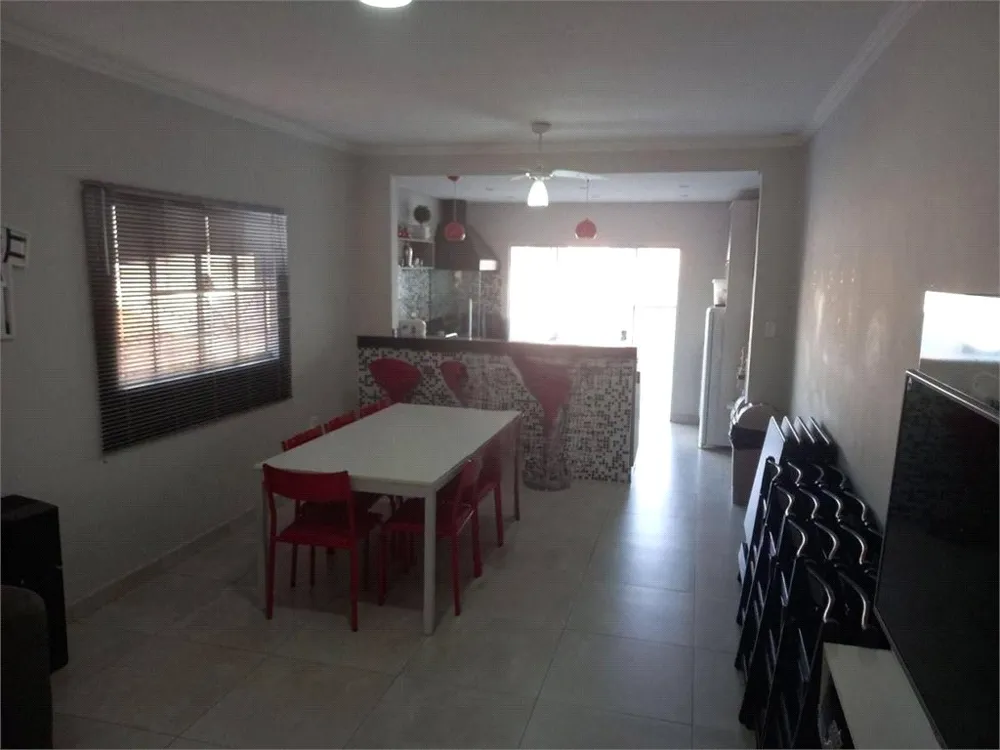 Casa, 3 quartos, 109 m² - Foto 1