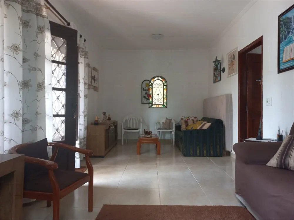 Casa, 3 quartos, 236 m² - Foto 3