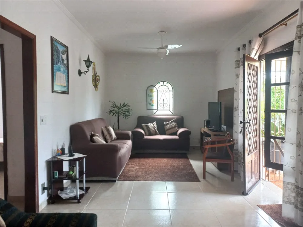 Casa, 3 quartos, 236 m² - Foto 6