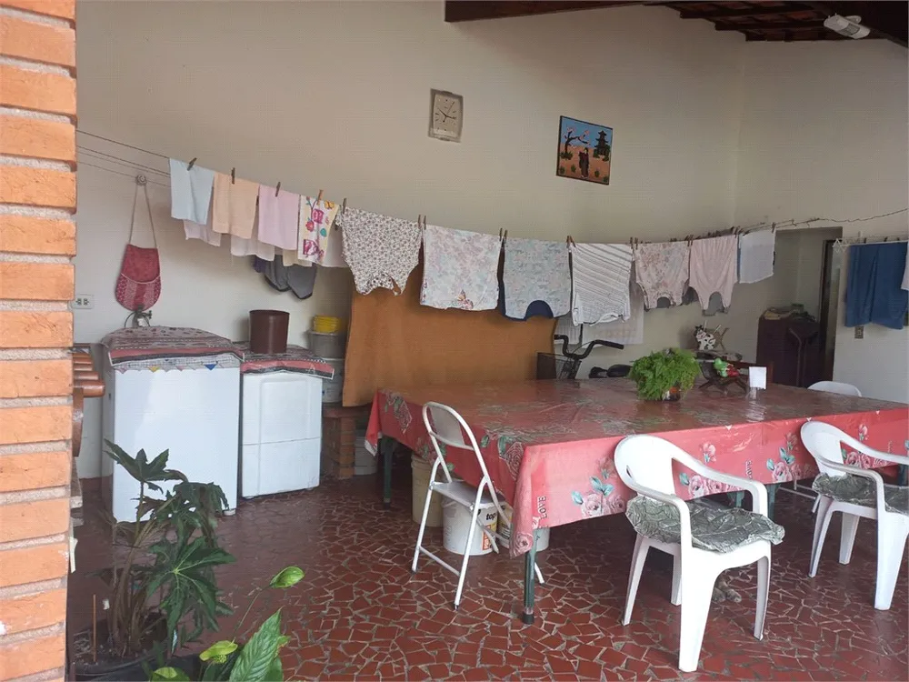 Casa, 3 quartos, 236 m² - Foto 2