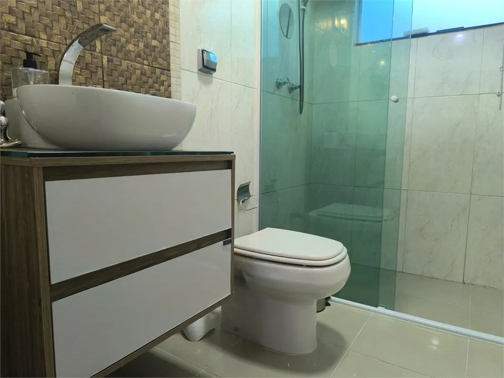 Casa, 3 quartos, 180 m² - Foto 1