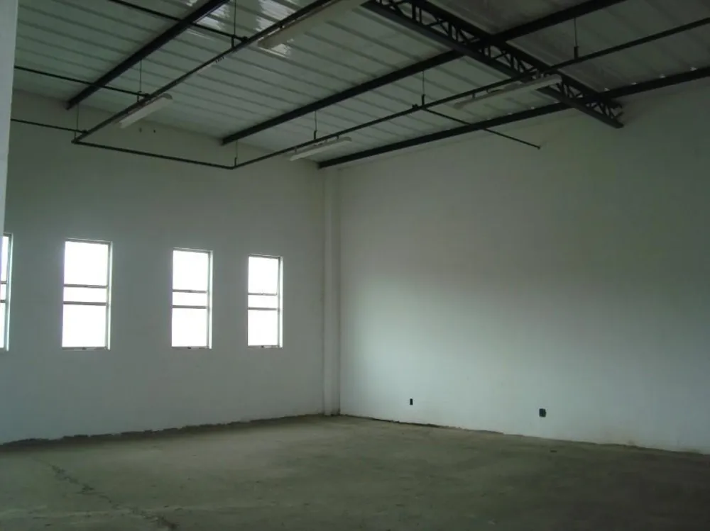Sala-Conjunto, 1800 m² - Foto 4