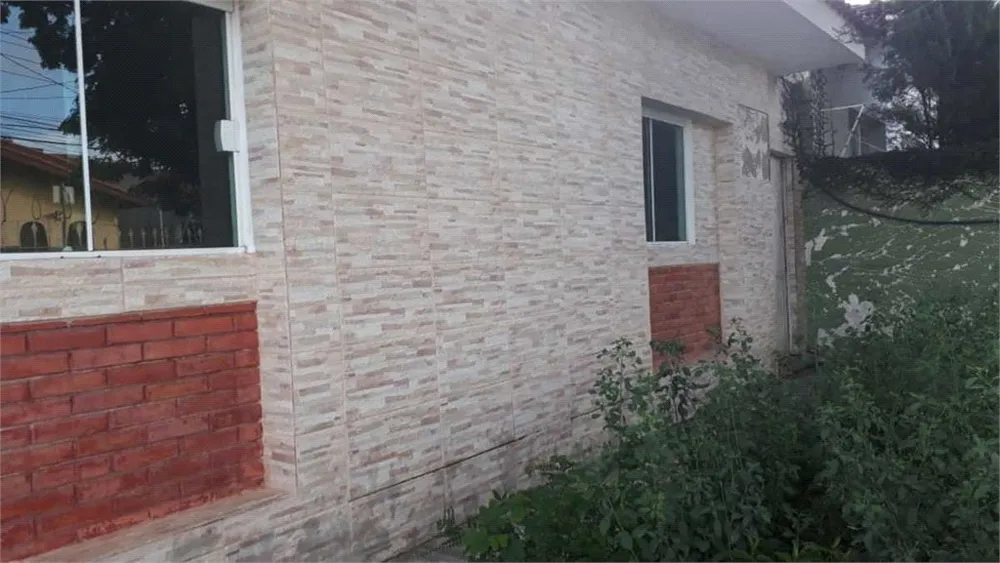 Casa, 1 quarto, 181 m² - Foto 1