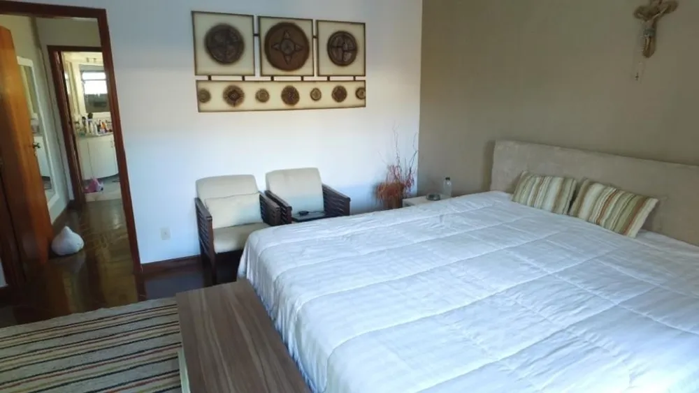 Casa, 3 quartos, 568 m² - Foto 1
