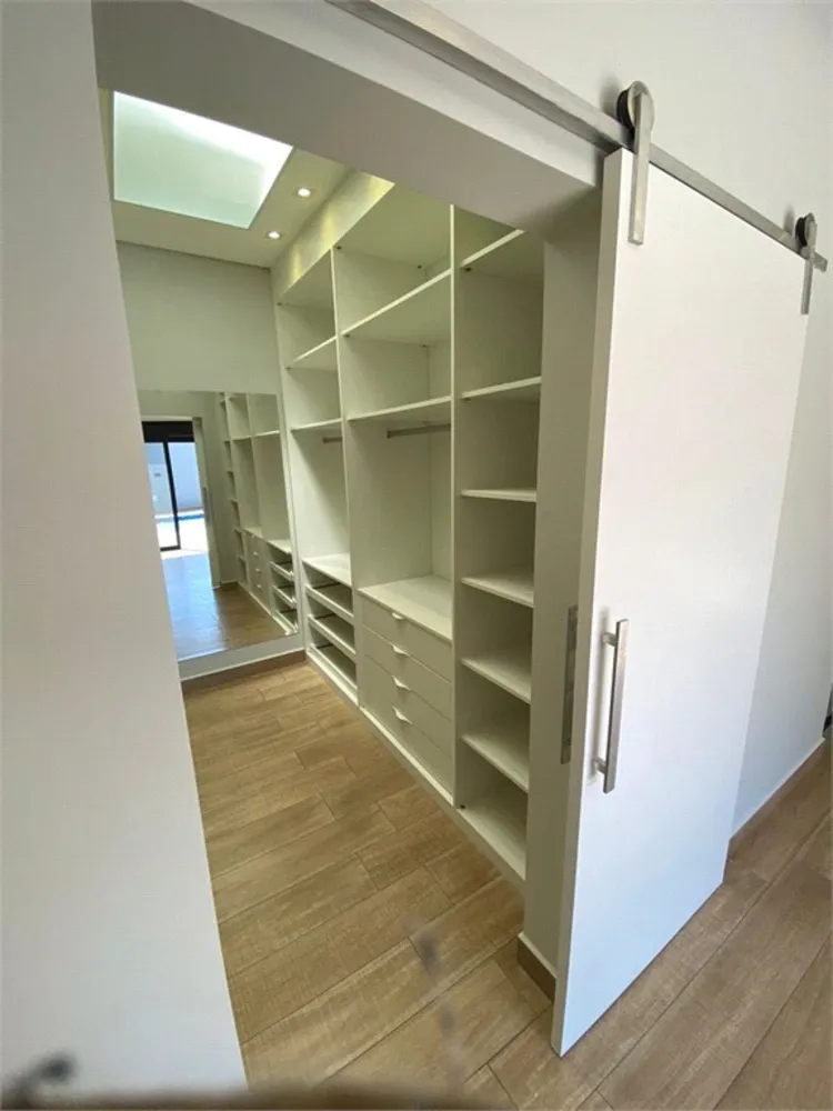 Casa, 4 quartos, 250 m² - Foto 1
