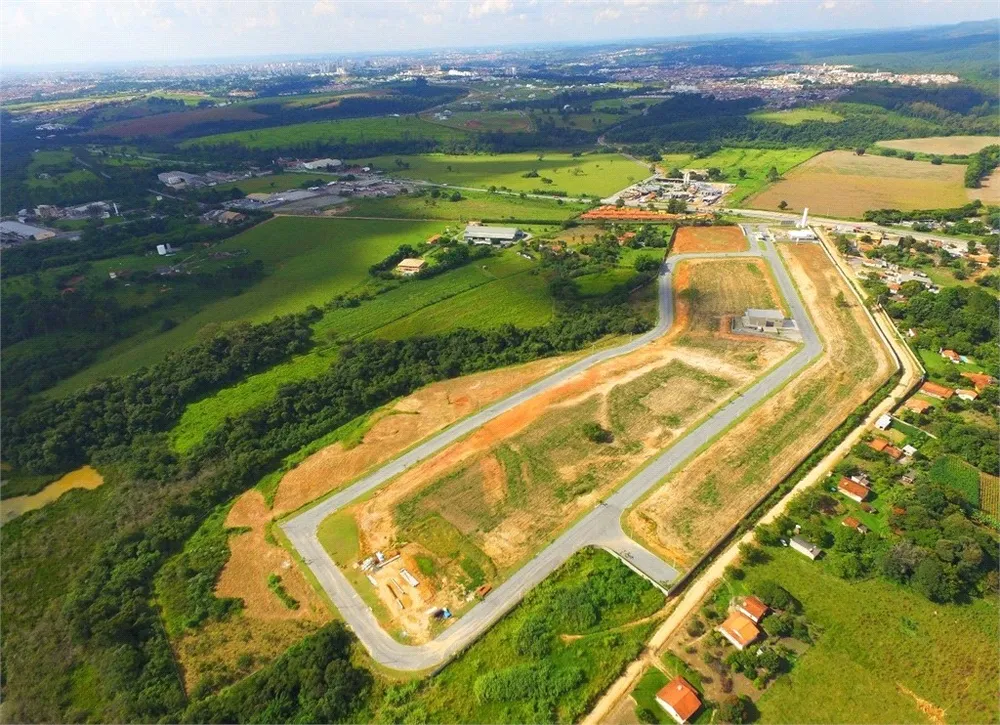 Loteamento e Condomínio, 1732 m² - Foto 1