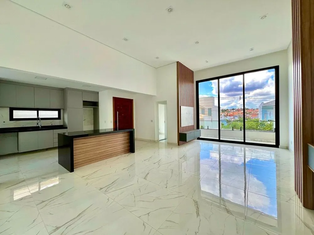 Casa, 3 quartos, 260 m² - Foto 1