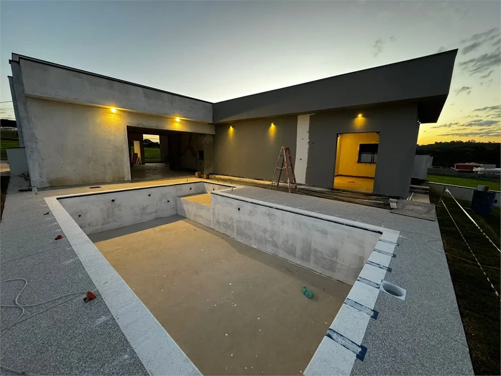 Casa, 3 quartos, 290 m² - Foto 1