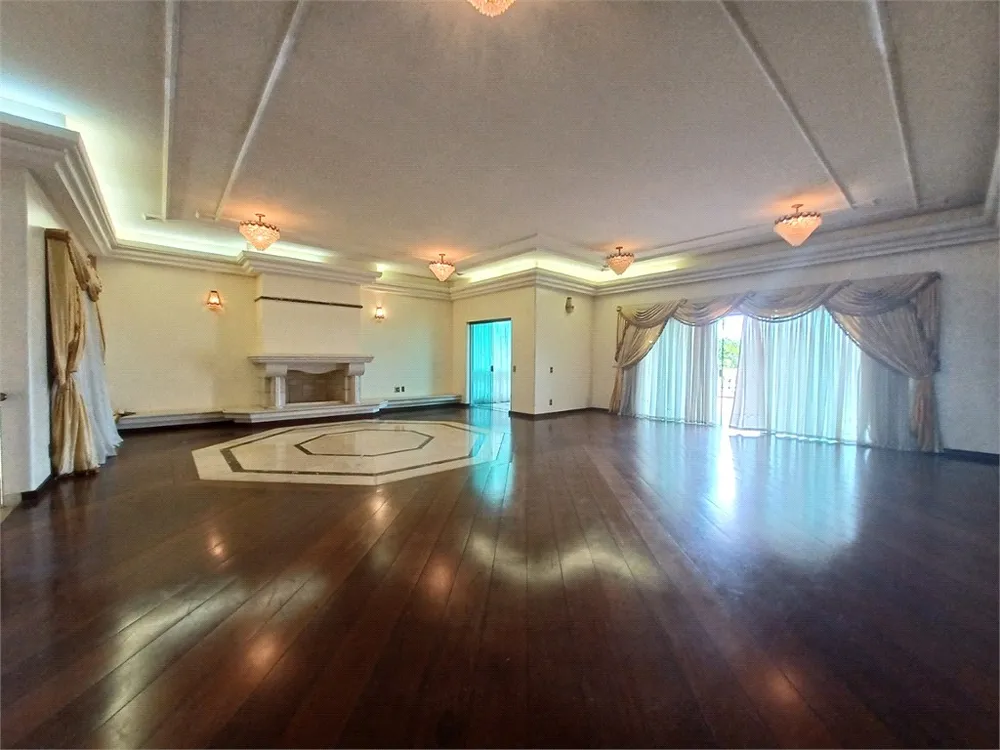 Casa, 6 quartos, 1300 m² - Foto 1