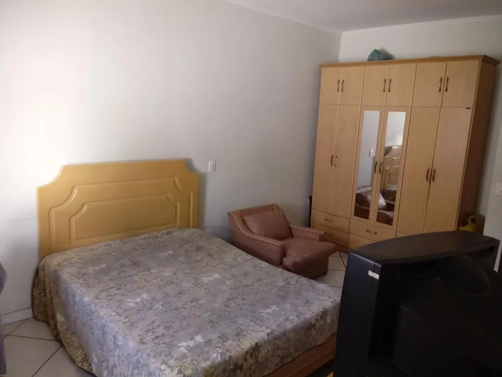 Casa, 4 quartos, 330 m² - Foto 4