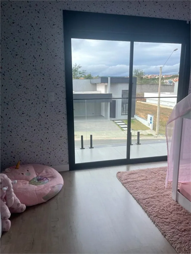 Casa, 3 quartos, 302 m² - Foto 1