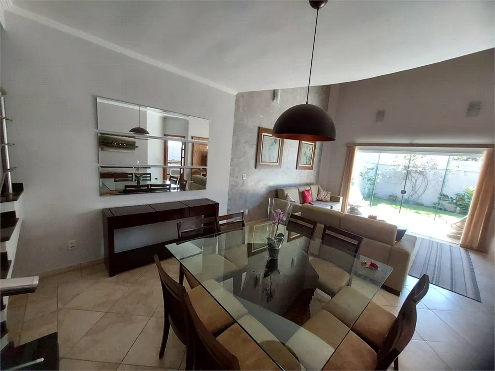 Casa, 3 quartos, 220 m² - Foto 1