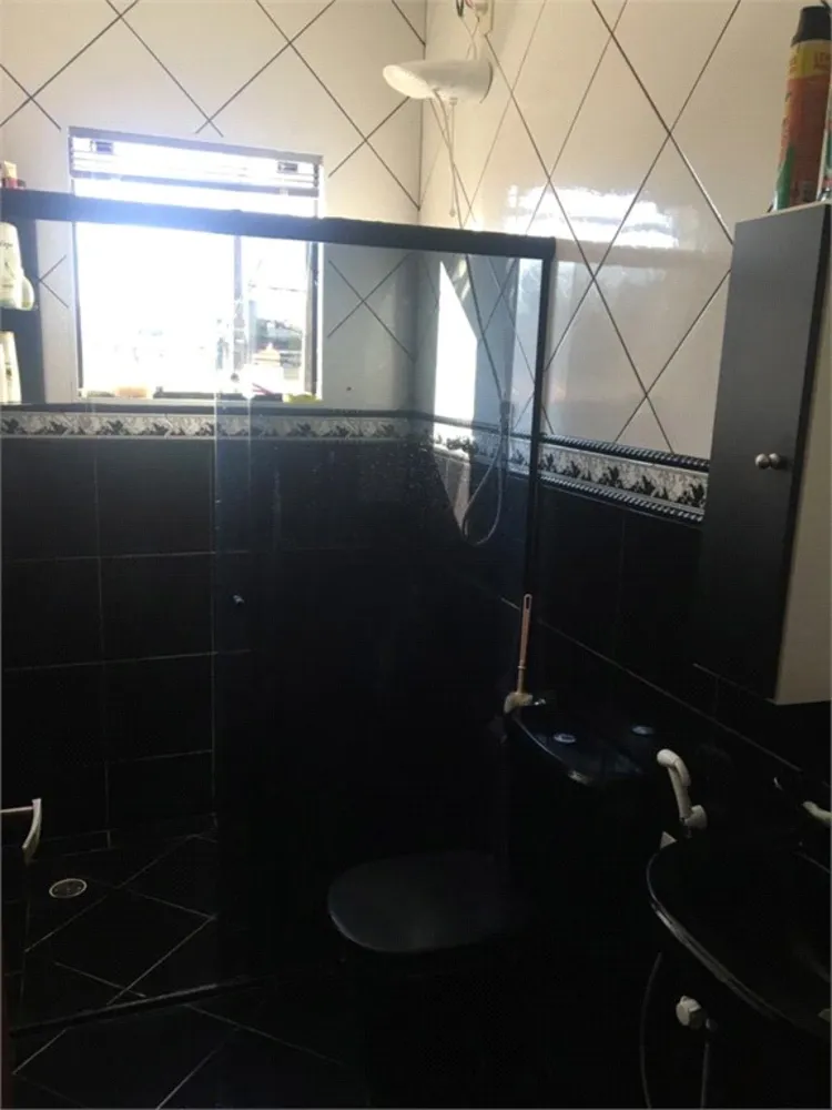 Casa, 3 quartos, 202 m² - Foto 2