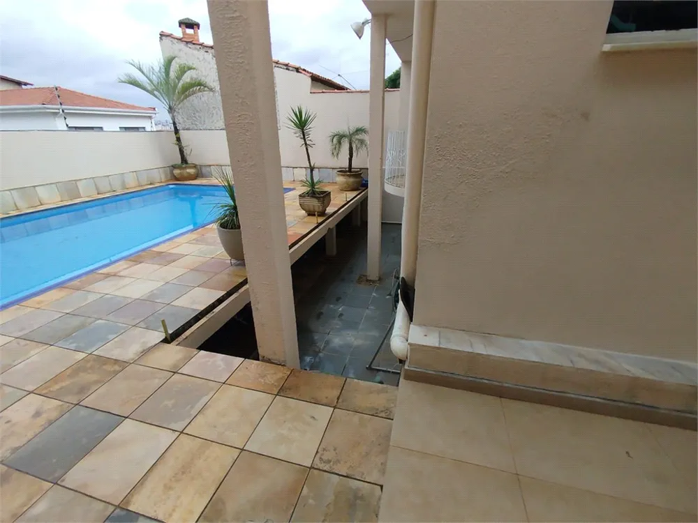 Casa, 3 quartos, 237 m² - Foto 2