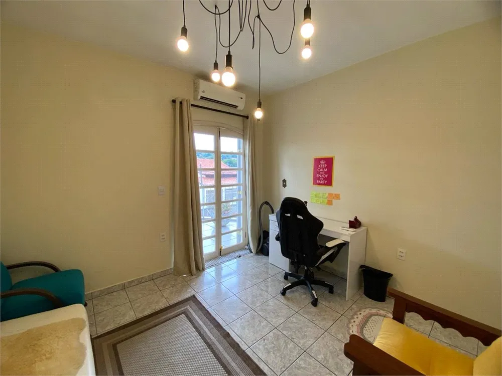 Casa, 3 quartos, 172 m² - Foto 6