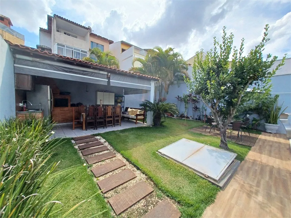 Casa, 3 quartos, 172 m² - Foto 1