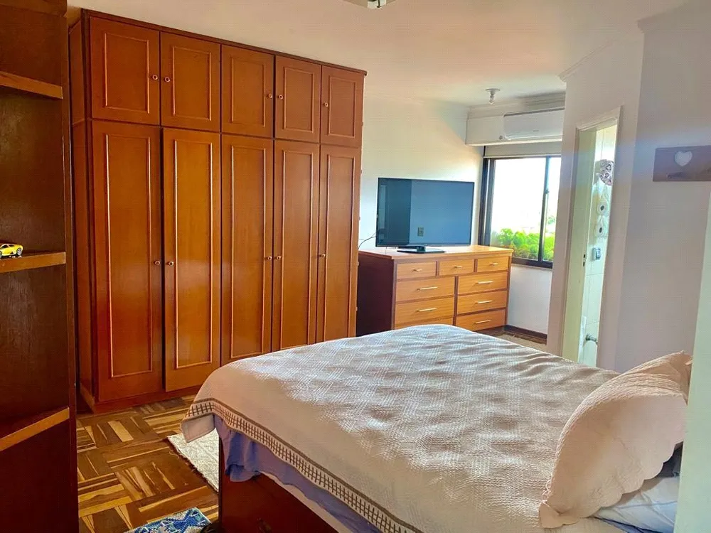 Apartamento, 3 quartos, 290 m² - Foto 2