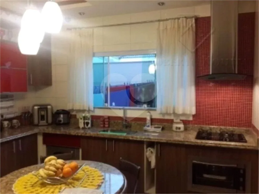 Casa, 3 quartos, 225 m² - Foto 4