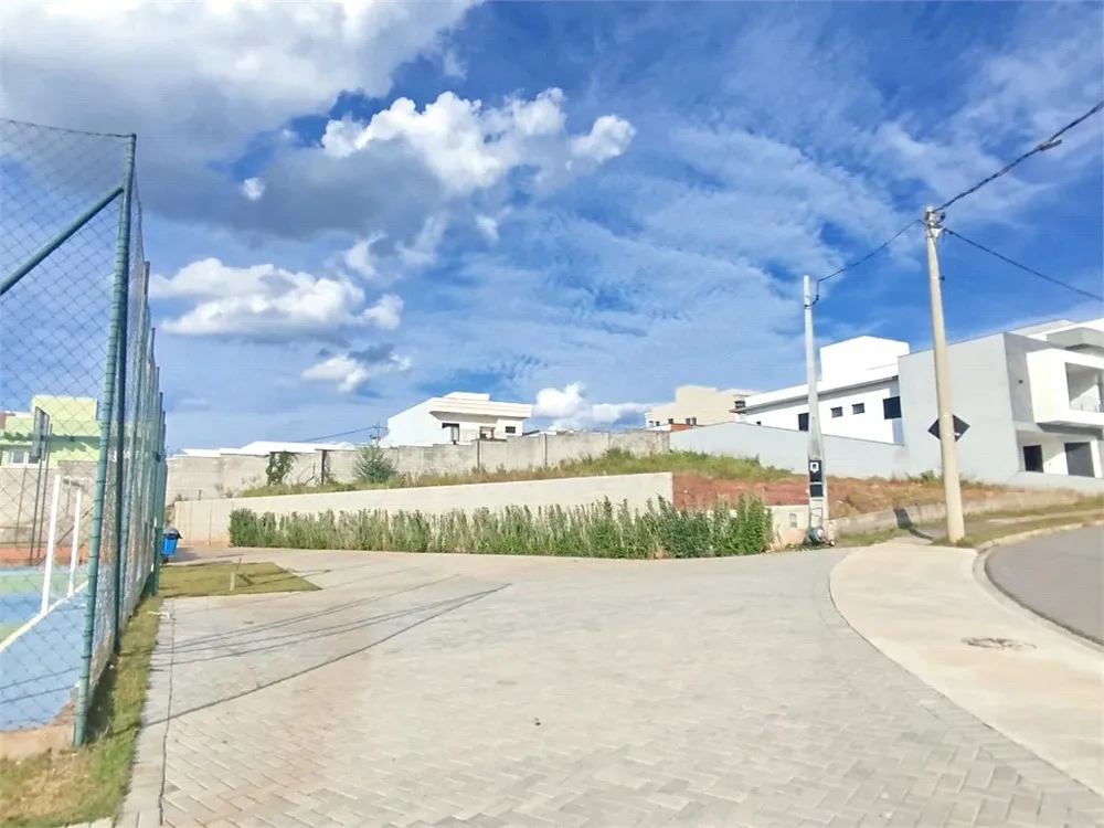 Loteamento e Condomínio, 527 m² - Foto 1